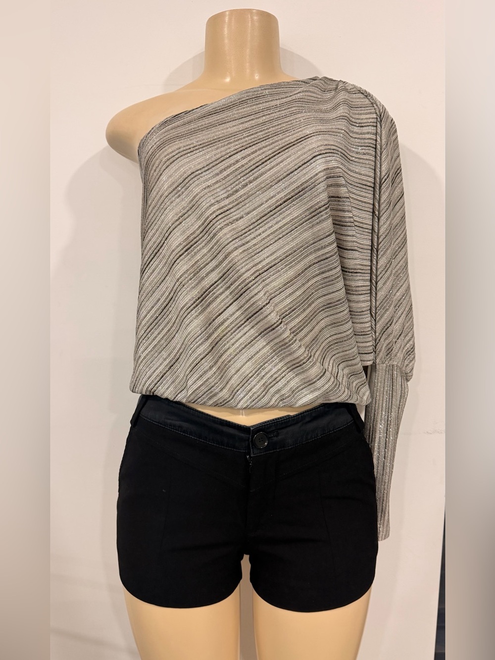 bebe One-Shoulder Metallic Stripe Tunic Top in Silver Y2K